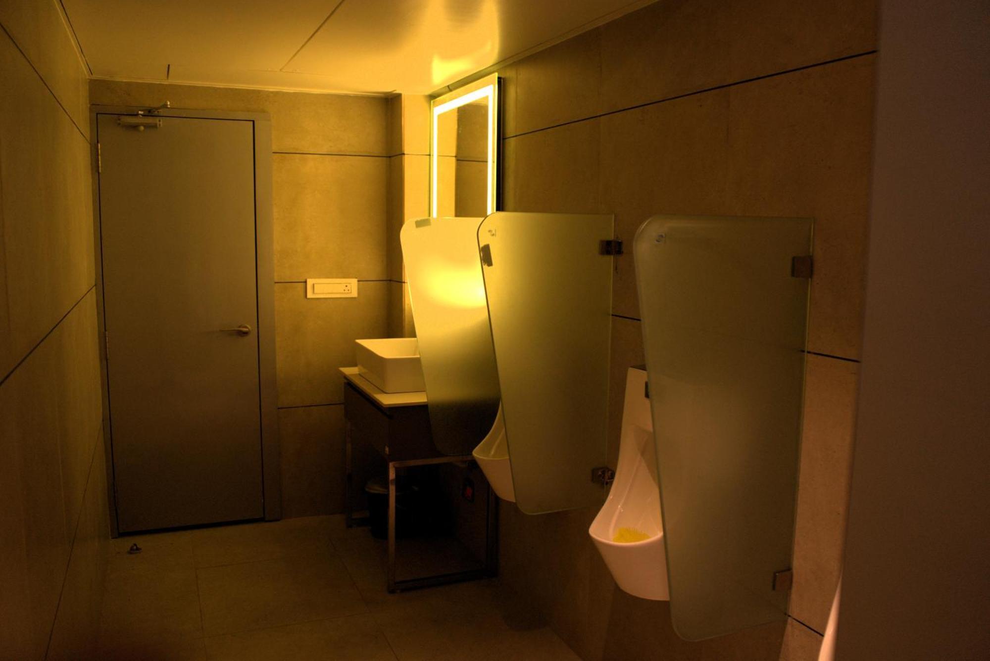 Hotel Tanisha Kishanganj Bagian luar foto