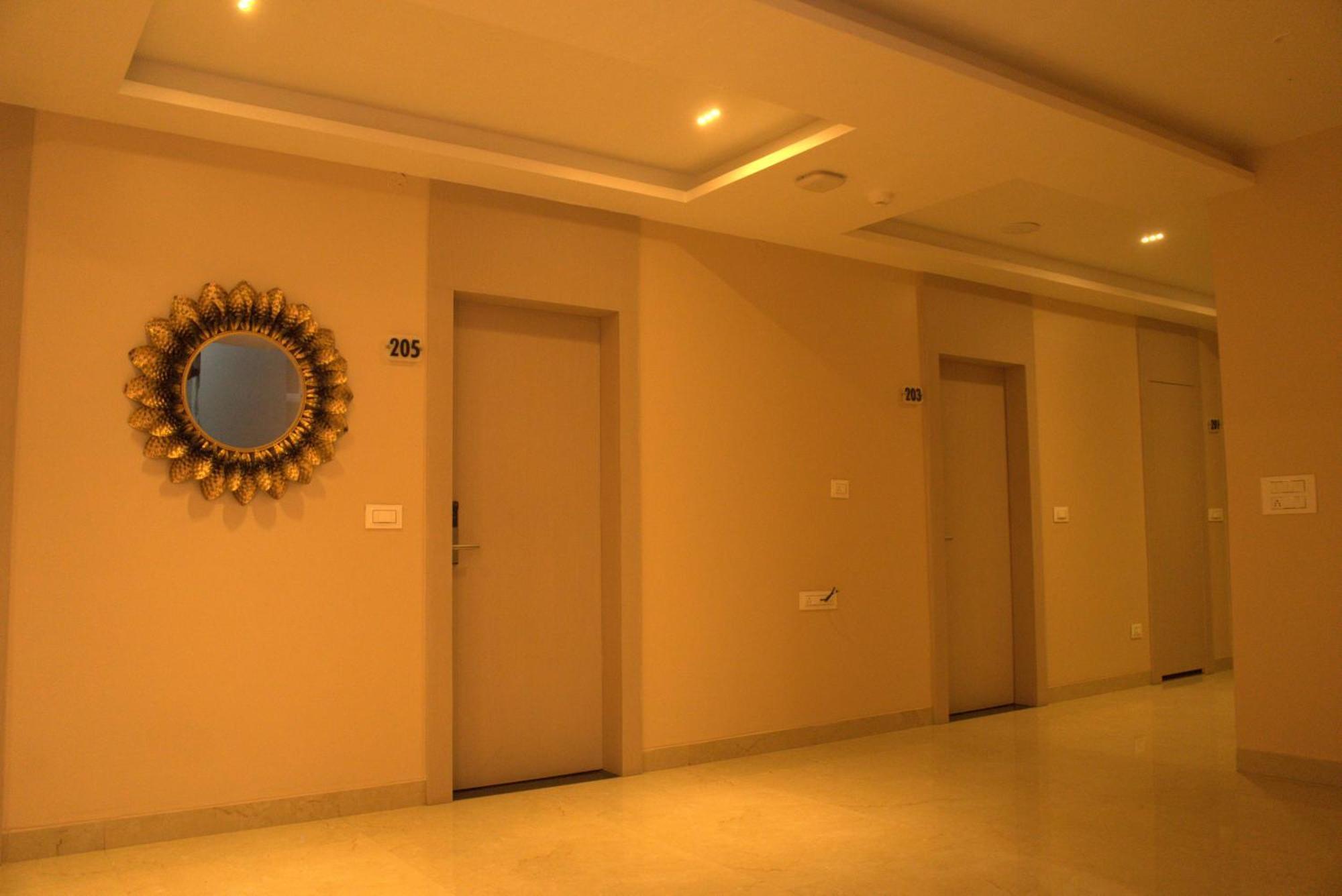 Hotel Tanisha Kishanganj Bagian luar foto