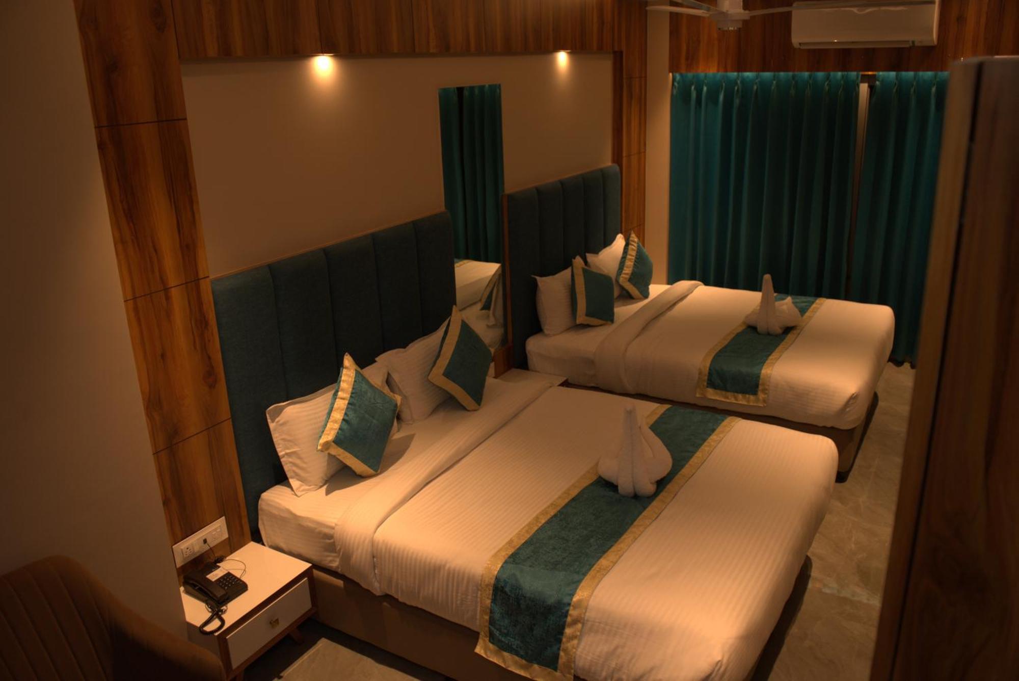 Hotel Tanisha Kishanganj Bagian luar foto